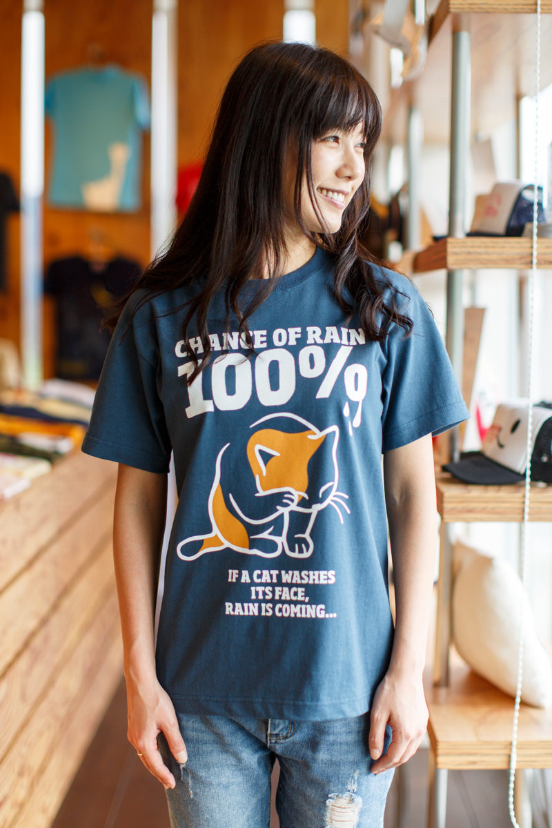 預購|貓奴至愛| 貓咪洗臉絕對會落雨棉短袖 T-SHIRT
