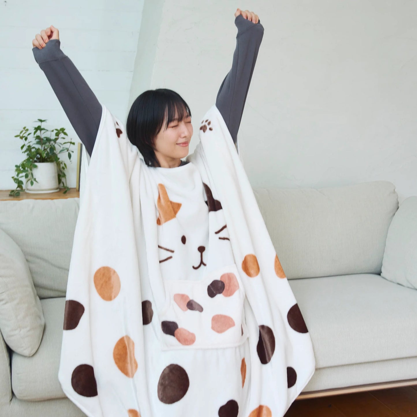 預購 ｜[2025版] FukuFukuNyanko 貓貓暖洋洋宅在家斗篷被套